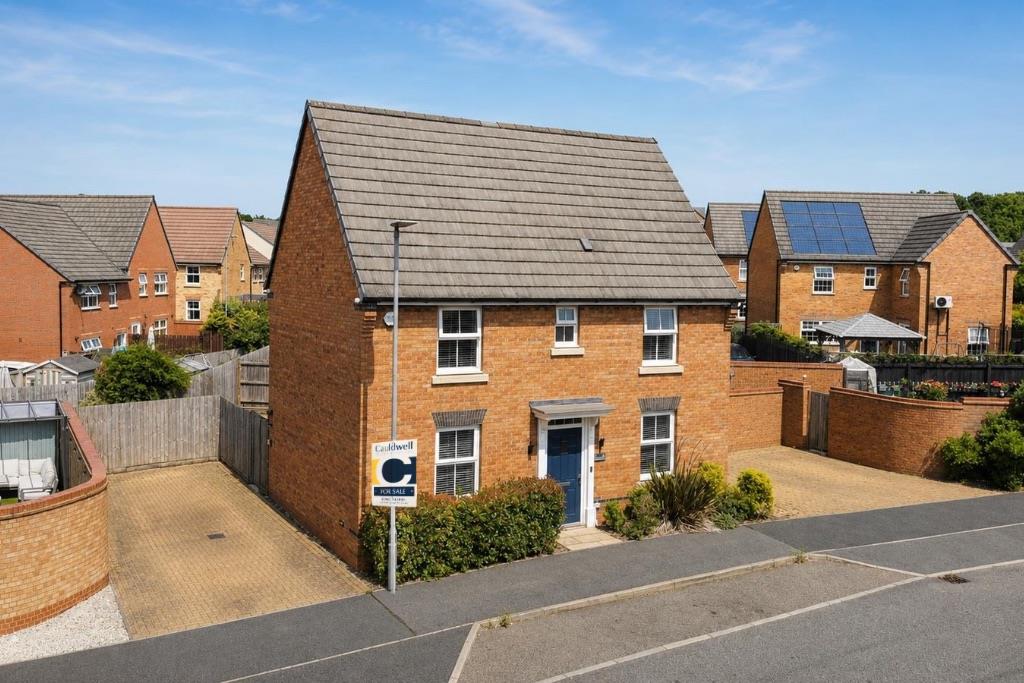 3 bed property in Bacchus Lane, Milton Keynes